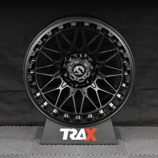 Llantas aro 17 apernadura 6x139.7 (6x5.5) modelo M228NM