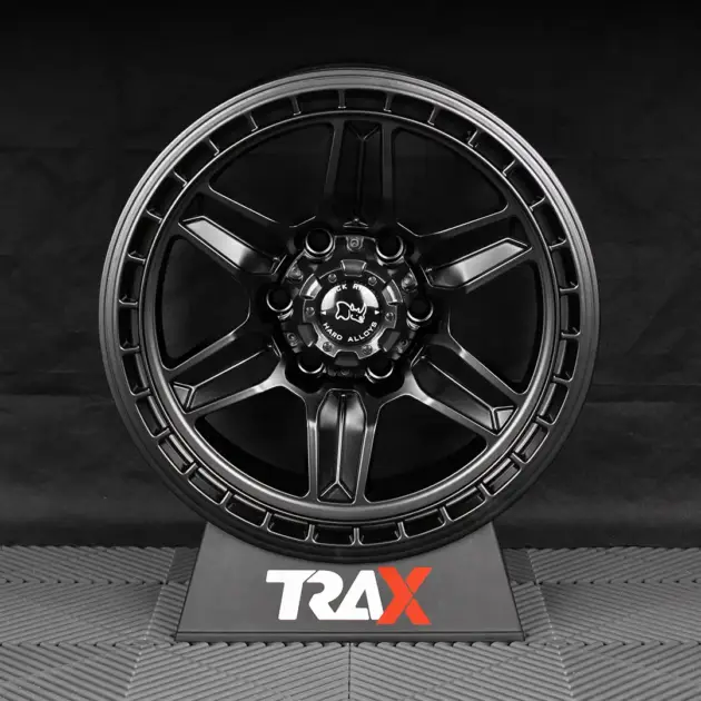Llantas aro 17 apernadura 6x139.7 (6x5.5) modelo M575NM